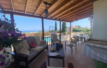 Girne Lapta Satılık Özel Havuzlu 4+1 Villa