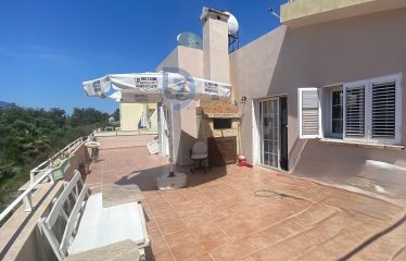 Girne Merkez Satılık Penthouse 3+1 Daire