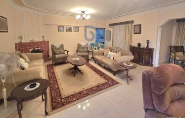Edremit’de 1269 m² Bahçe Alanına Sahip Tam Müstakil Villa