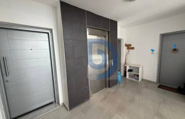 Kıbrıs Girne Merkezde Satılık 2+1 Full Eşyalı Penthouse Daire