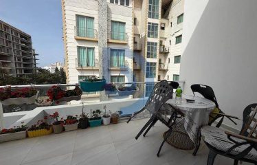 Kıbrıs Girne Merkezde Satılık 2+1 Full Eşyalı Penthouse Daire