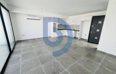 Kıbrıs Girne Merkez’de Çarşı İçinde Satılık 2+1 4 Adet Ticari İzinli Daire