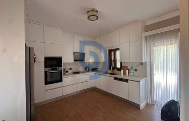 Kıbrıs Ozanköy, Girne’de Satılık 3+2 Villa – Özel Havuzlu ve Geniş Bahçeli