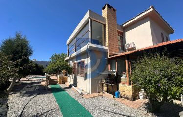Kıbrıs Ozanköy, Girne’de Satılık 3+2 Villa – Özel Havuzlu ve Geniş Bahçeli