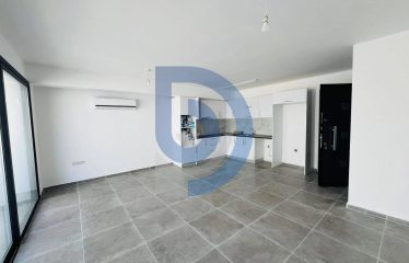 Kıbrıs Girne Merkez’de Çarşı İçinde Satılık 2+1 4 Adet Ticari İzinli Daire