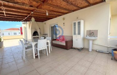 Kıbrıs Girne Merkezinde 4+1 Penthouse Daire