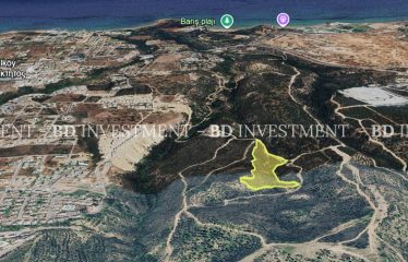 Kıbrıs Girne Çatalköy’de Deniz Manzaralı Projeleriniz İçin 23.750 m² Arazi