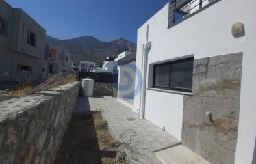Kıbrıs Girne Lapta Bölgesi Satılık Lüx Sıfır 3+1 Villalar