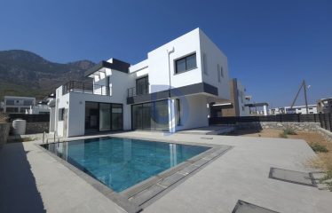 Kıbrıs Girne Lapta Bölgesi Satılık Lüx Sıfır 3+1 Villalar