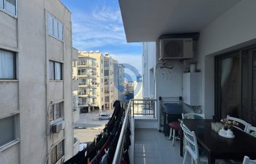 Kıbrıs Girne Merkezde Satılık 2+1 Deniz Manzaralı Daire