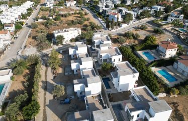 Kıbrıs Girne Edremit Satılık Lüx Modern 3+1 Villalar