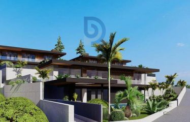 Kıbrıs Girne Çatalköy’de Denize Sıfır 3 Adet Ultra Lüks Villa