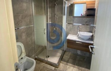 Kıbrıs Girne Merkezde Satılık 2+1 Ensüit Deniz Dağ Manzaralı Daire