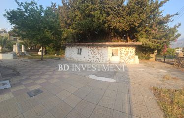 Kıbrıs Girne Karşıyaka 1410 m² Arsaya Sahip , Sahile 300 Metrede 3+1 Villa