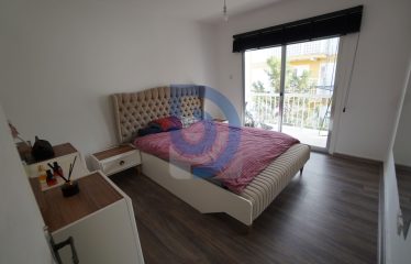 Girne Kaşgar’da Sahile Yürüme Mesafesinde Full Eşyalı 2+1 Satılık Kupon Daire !