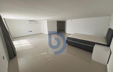 Kıbrıs Girne Prestijli Site içinde Penthouse