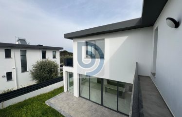 Kıbrıs Girne Lapta Satılık 4+1 Sıfır Müstakil Villa