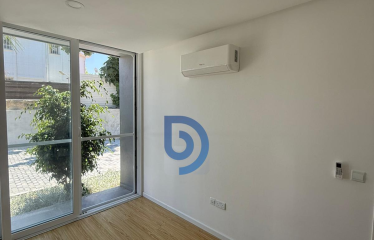 Doğanköy, Girne’de Satılık 2+1 Daire – Havuzlu ve Manzaralı Modern Yaşam!