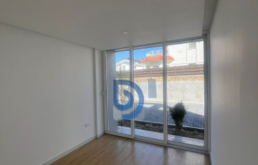 Doğanköy, Girne’de Satılık 2+1 Daire – Havuzlu ve Manzaralı Modern Yaşam!