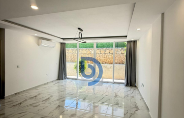 Doğanköy, Girne’de Satılık 2+1 Daire – Havuzlu ve Manzaralı Modern Yaşam!