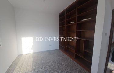 Kıbrıs Girne Karşıyaka 1410 m² Arsaya Sahip , Sahile 300 Metrede 3+1 Villa