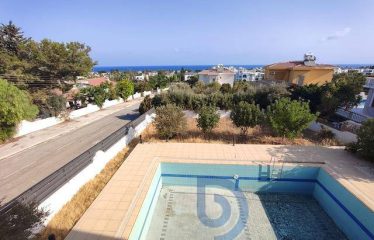 Kıbrıs Girne Edremit’de Geniş Bahçeli Tam Müstakil Villa