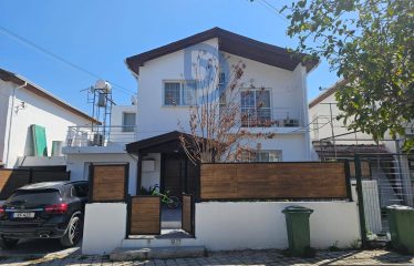 Kıbrıs Lefkoşa Yenikent’de 4+2 İkiz Villa