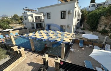 Girne Çatalköy’de Sıfır, Full Eşyalı 3+1 Lüx Daireler | Deniz & Dağ Manzaralı | Bahçeli ve Geniş Teras Seçenekleri Son 3 Daire !