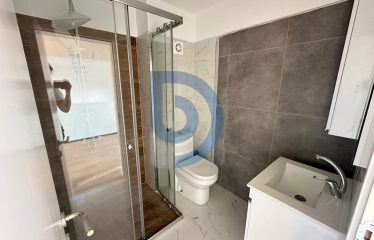 Girne Alsancak Camelot Plajı Yolunda | Deniz & Dağ Manzaralı 2+1 Loft | Geniş Teraslı Lüks Yaşam!