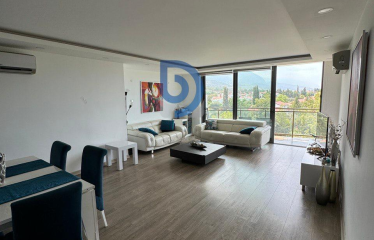 Girne’nin Kalbinde Prestijli Site Yaşamı | 180 m² 3+1 Satılık Daire