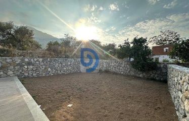 Kıbrıs Girne Lapta Bölgesinde -Satılık Sıfır İkiz 3+1 Taşınmaya Hazır Lüks Villalar
