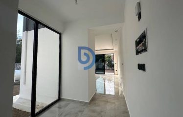 Kıbrıs Girne Lapta Bölgesinde -Satılık Sıfır İkiz 3+1 Taşınmaya Hazır Lüks Villalar