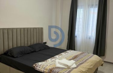 Girne Merkezde 96 m² Eşyalı 2+1 Satılık Daire
