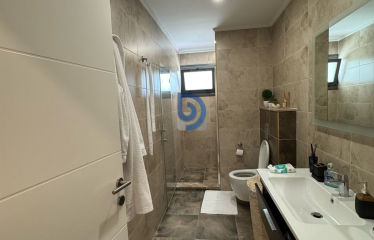 Girne Merkezde 3+1 Lüx Site İçerisinde Satılık Daire