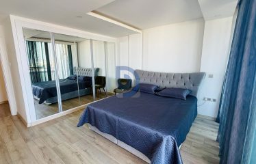 Girne Merkez’de Nadir Bulunan 240 m² Genişlik | Girne’ye Hakim Panoramik Manzara 3+1 Satılık Lüx Penthause