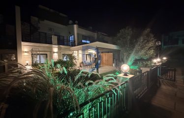 Esentepe Ana Yol Üzerinde Dima Discount Yakını | Eşsiz Kış Bahçesinde Şelale ve Özel Tasarım Detaylar | Sıfırdan Yenilenmiş 4+1 Müstakil Daire