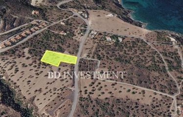 Kıbrıs Girne Kayalar’da Muhteşem Manzaralı 4785 m² Arazi