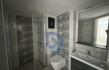 Yukarı Girne’de Satılık 3+1 Penthouse – Geniş Teraslı ve Lüks Site İçi Yaşam