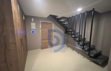 Yukarı Girne’de Satılık 3+1 Penthouse – Geniş Teraslı ve Lüks Site İçi Yaşam