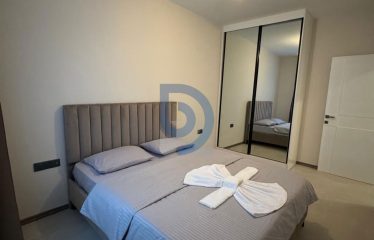 Girne Merkezde 96 m² Eşyalı 2+1 Satılık Daire