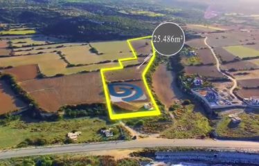 İskele Yenierenköy’de Önü Kapanmaz Manzarası İle 25.486 m² Arazi