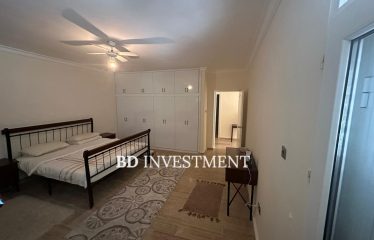 Kıbrıs Girne Ozanköy’de Satılık 4+1 Villa – 2.020 m² Geniş Arazi Fırsatı!
