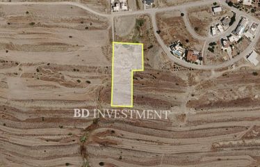Lefkoşa Gönyeli’de Manzara ve Konumu İle Fark Yaratan 6.835 m² Arazi