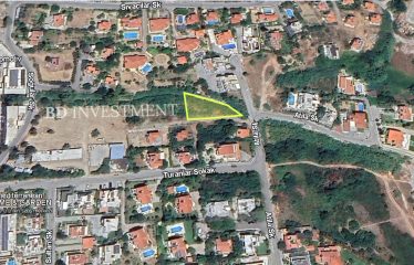 Kıbrıs Girne Alsancak’ta İster Butik Otel, İster Konut Yapabileceğiniz 800 m² Arsa