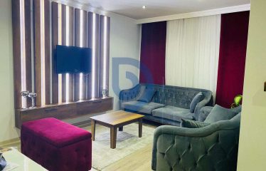 Küçük Kaymaklıda Full Eşyalı 2+1 Satılık Daire