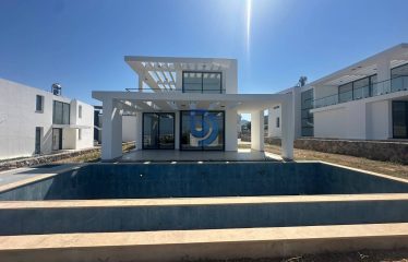Kıbrıs Girne Bahçeli’de Satılık Villa %50 Peşinat + 84 Ay Faizsiz Taksit Fırsatı!