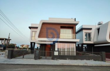 Girne Karşıyaka Satılık Villa