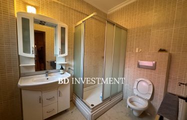 Kıbrıs Girne Ozanköy’de Satılık 4+1 Villa – 2.020 m² Geniş Arazi Fırsatı!