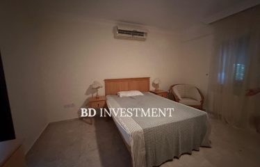 Kıbrıs Girne Ozanköy’de Satılık 4+1 Villa – 2.020 m² Geniş Arazi Fırsatı!
